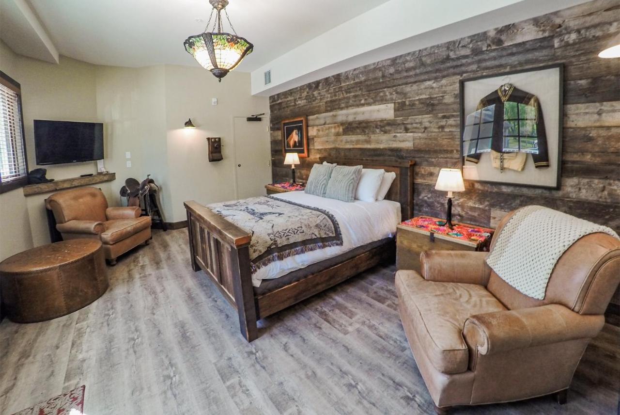 Lady Macdonald Country Inn