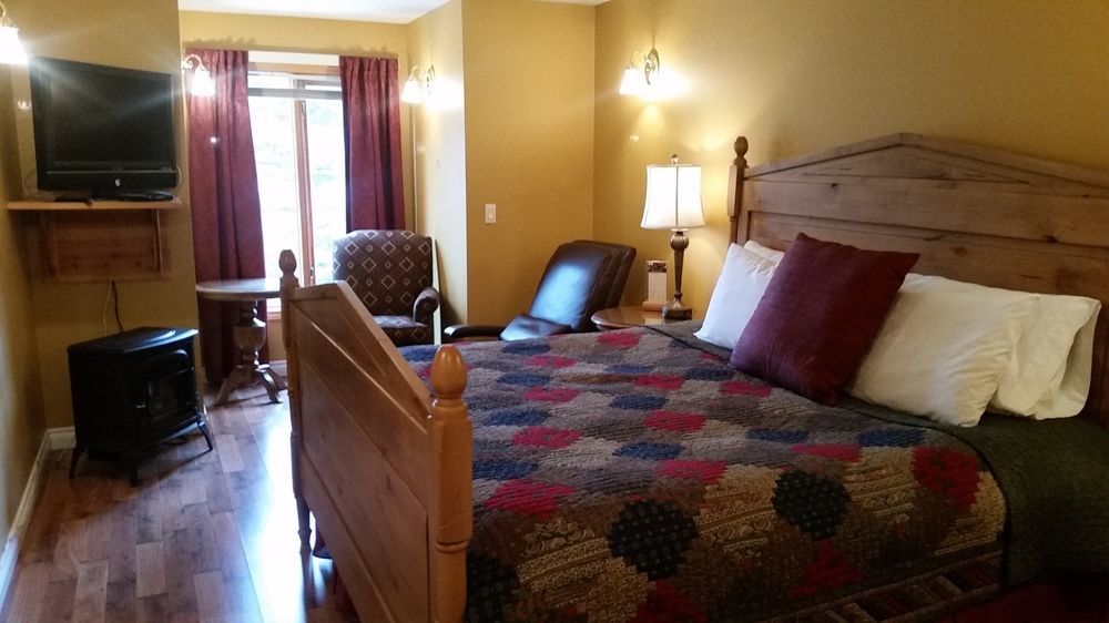 Lady Macdonald Country Inn 4*