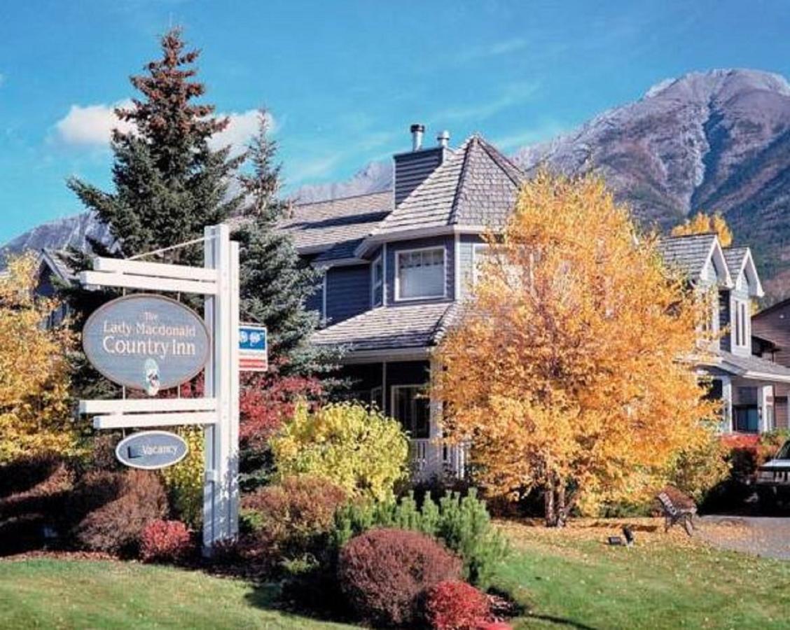 Lady Macdonald Country 4*