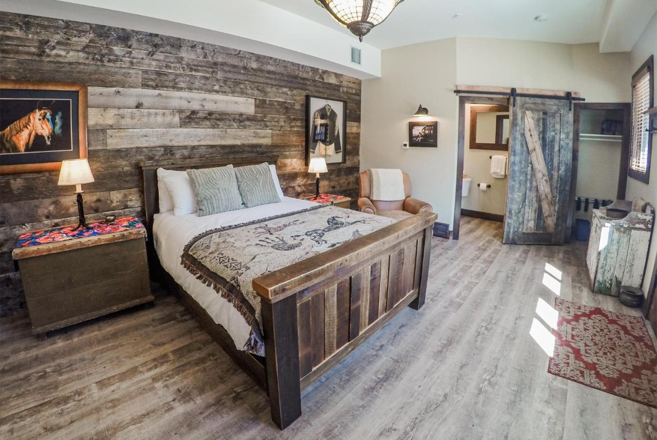 Lady Macdonald Country Inn 4*